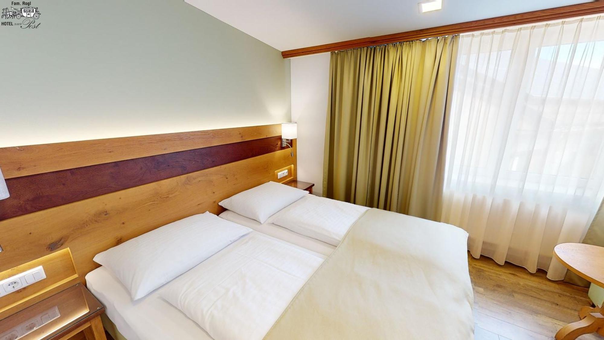 Hotel Zur Post Sankt Valentin Ruang foto